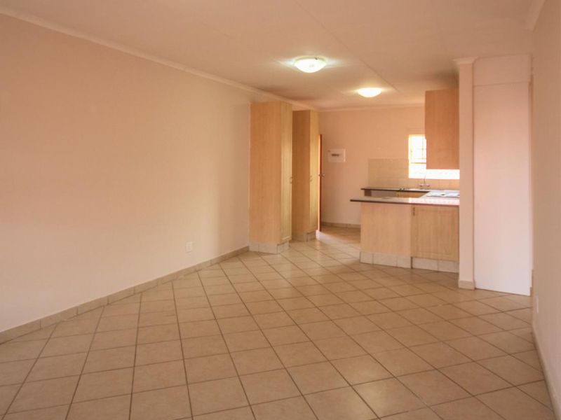 Welcome to Hazeldean! - Photo 1