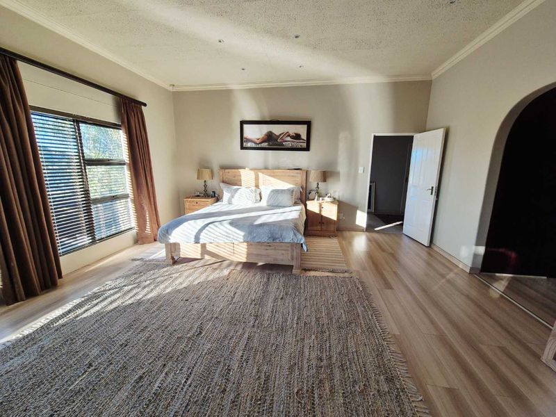 Luxurious Ludwigsdorf Family Home - Photo 7