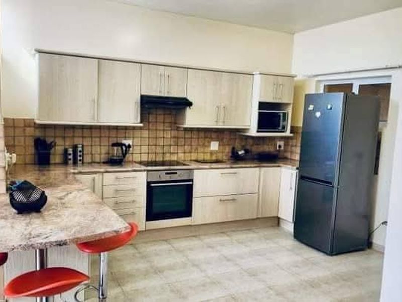 SOLD - Swakopmund Flat in Mile 4 for N$ 1 200 000 - Photo 3