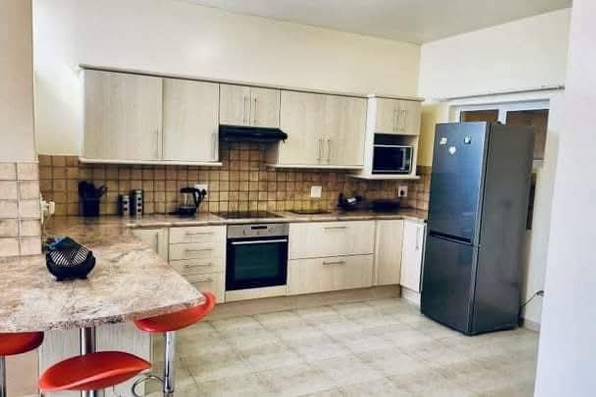 SOLD - Swakopmund Flat in Mile 4 for N$ 1 200 000 - Photo 3