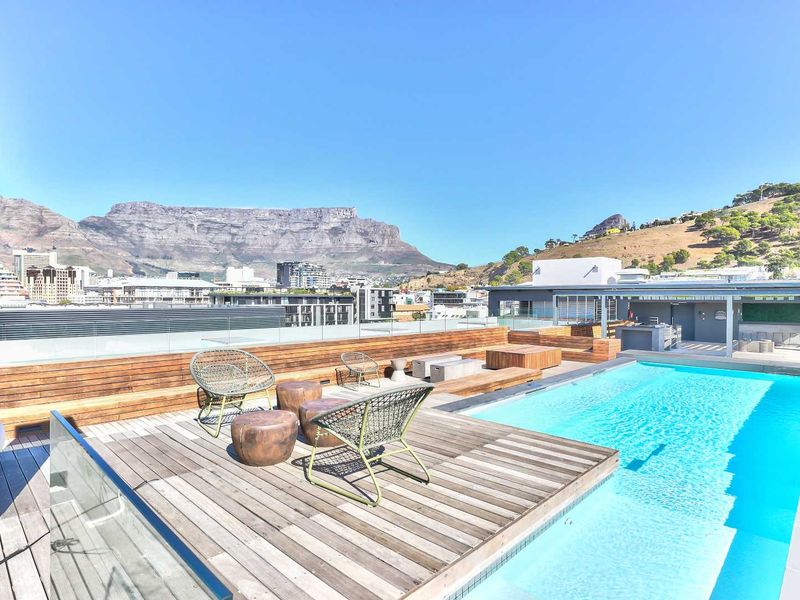 Investment Opportunity | Rooftop Pool with Views | Airbnb Ready - Photo 3