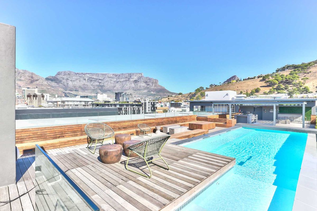 Investment Opportunity | Rooftop Pool with Views | Airbnb Ready - Photo 3