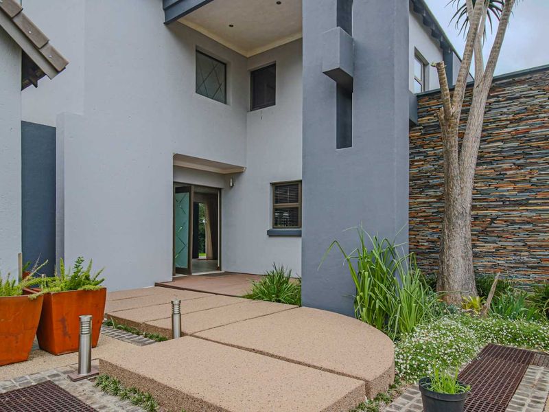 Greenbelt luxury living in Midlands Estate - Photo 4