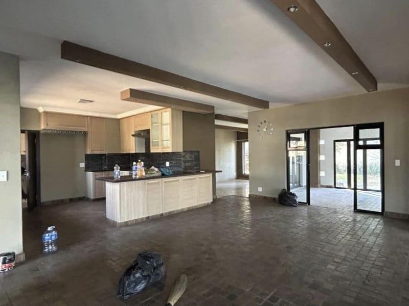 Expensive Living - Photo 4