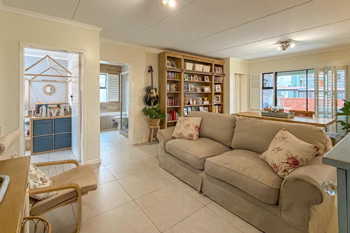 This home is ideal for young families, first time buyers, or anyone looking for a modern, move in ready property in one of Centurion most desirable estates. - Photo 5