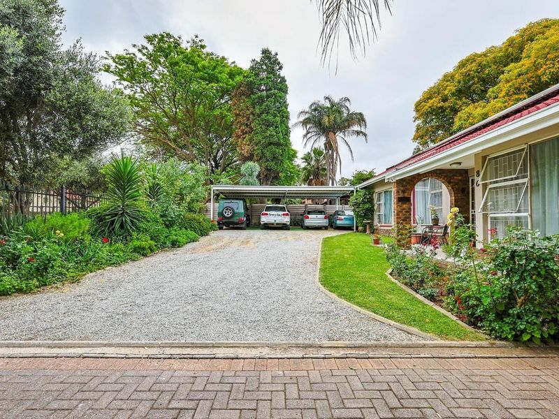 Family Home with Flatlet, Solar Power, and Pool in Sought-After Rooihuiskraal - Photo 6