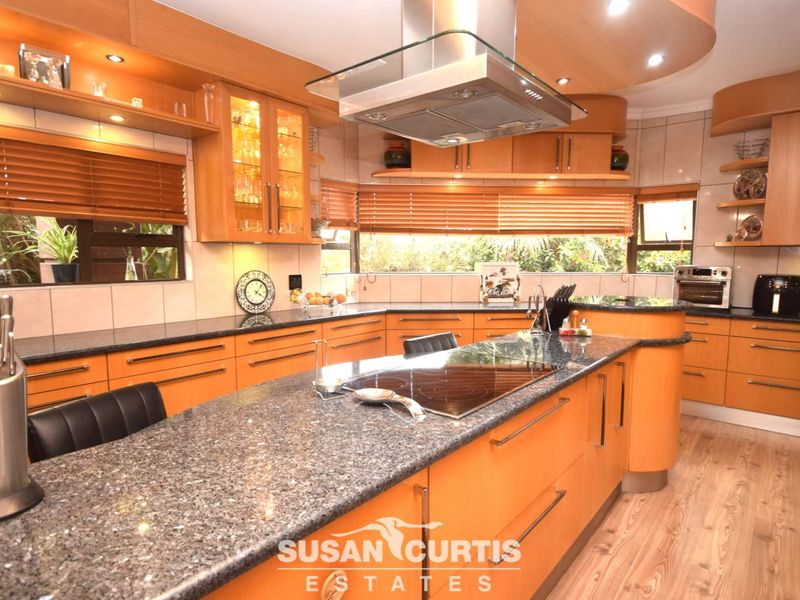 5 BEDROOM HOUSE FOR SALE IN EXT 11, VINETA NORTH - Photo 2