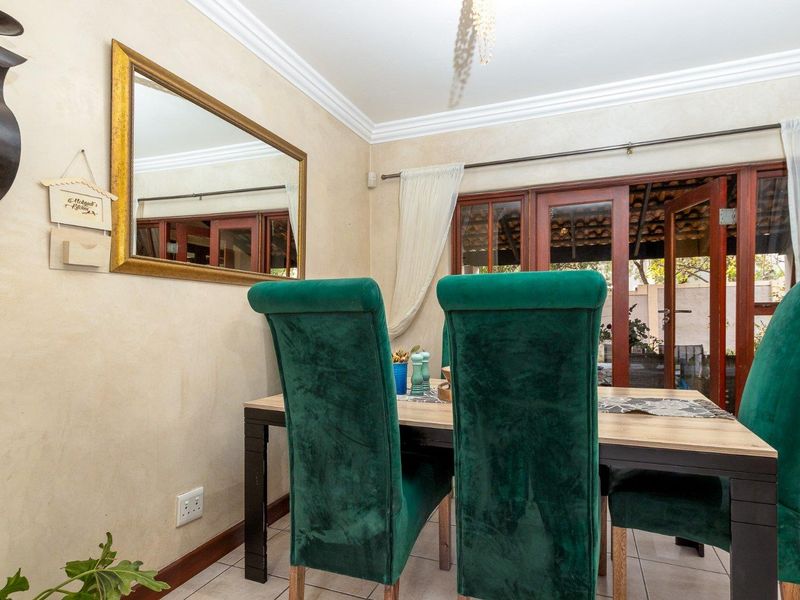 3 Bedroom House for Sale in Dainfern - Photo 6