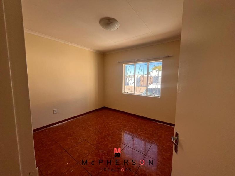 2 Bedroom Townhouse For Sale - Photo 6