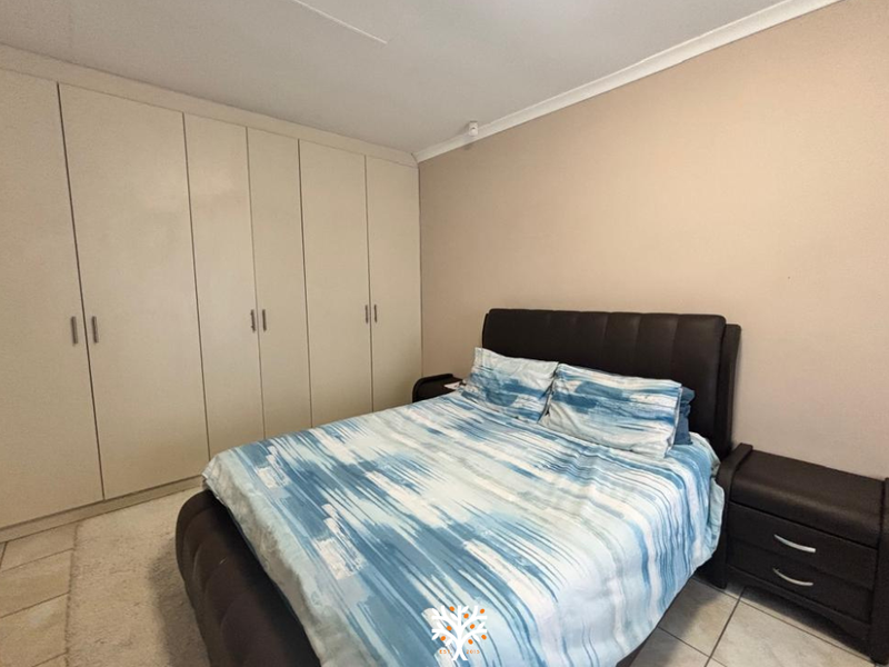 Duplex For Sale in Rocky Crest | N$1.85m - Photo 5