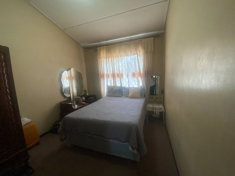 Furnished Family Home in Mountview Verulam offering value for your money. - Photo 8