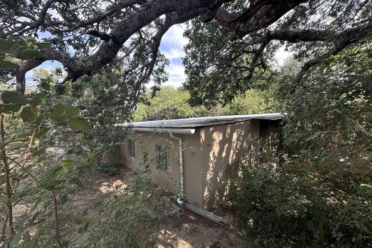 Private 143ha Bushveld Farm in Big 5 Area - Photo 3