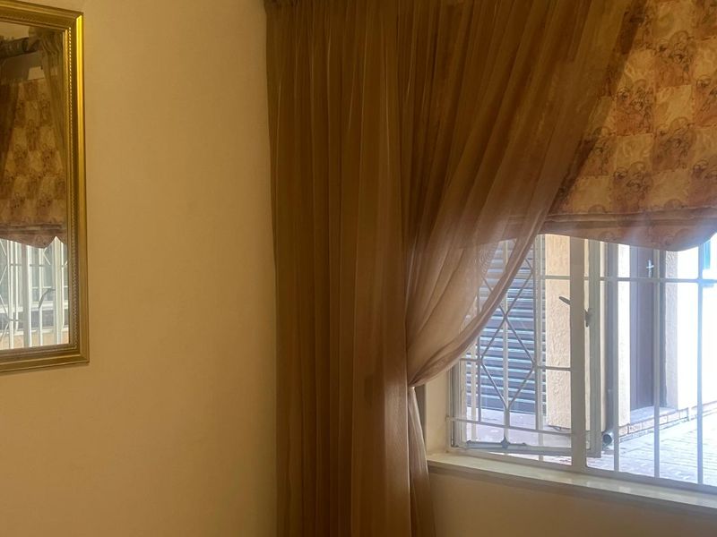 Great appeal just like the name of this street. Home sweet home - Photo 10