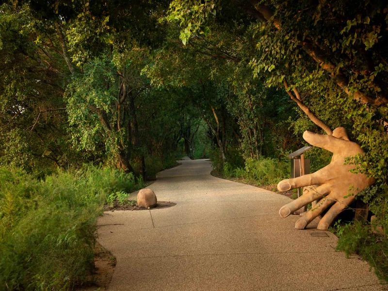 SBE-Designed Masterpiece - Photo 10