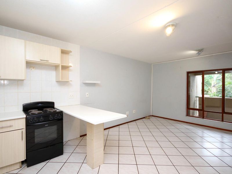 1 bedroom Apartment in Morningside, Sandton - Photo 3