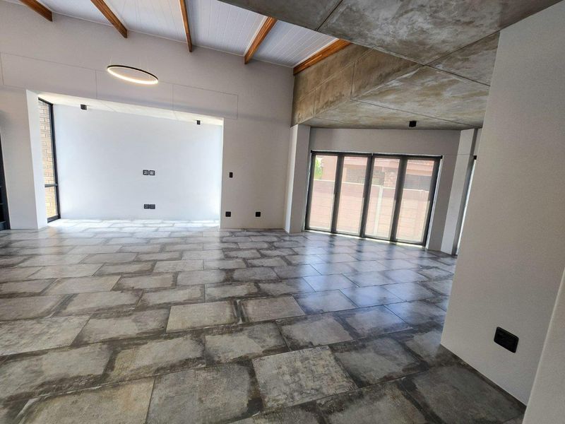 Ultra modern, one-of-a-kind three bedroom family home. - Photo 4