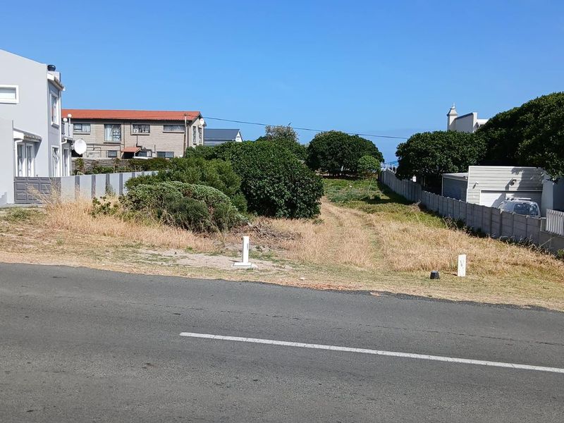 CLOSE TO THE SEA - Photo 5