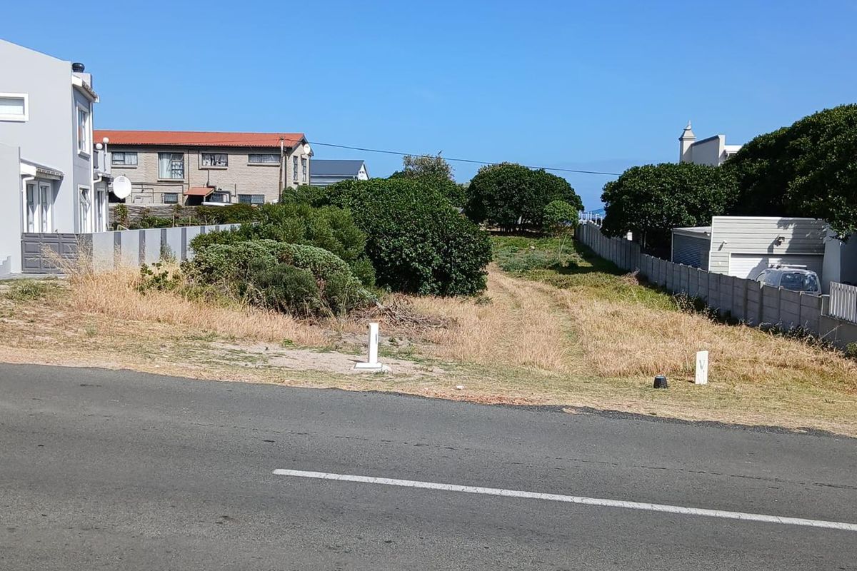CLOSE TO THE SEA - Photo 5