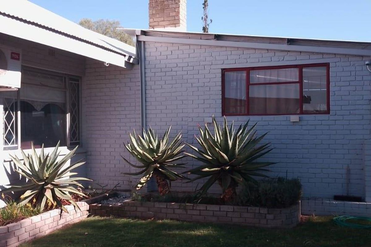 VAT REGISTERED EGG / LIVESTOSCK  FARM  STABIL HUGE INCOME PER MONTH - Photo 5