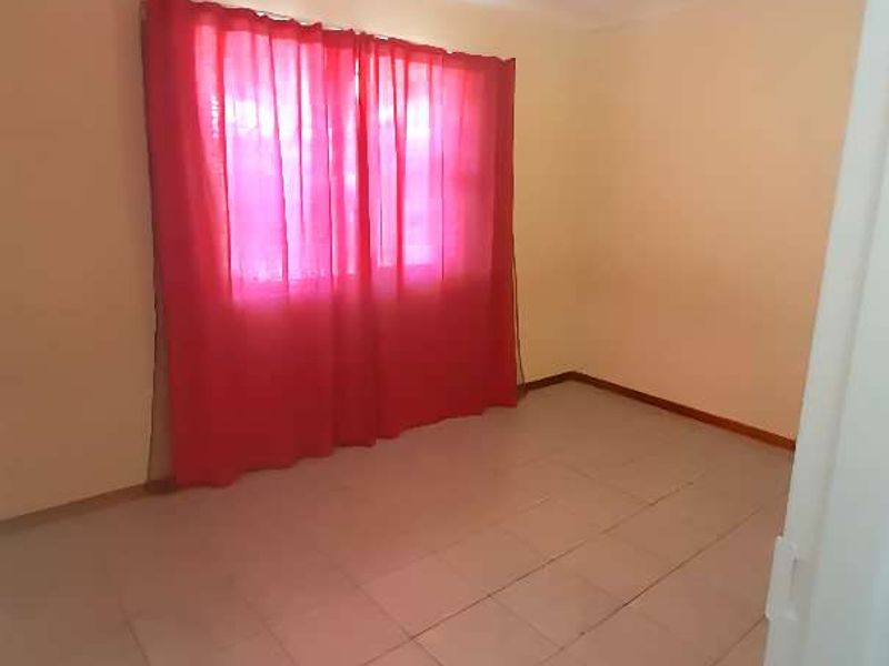 FLAT FOR SALE - Photo 8