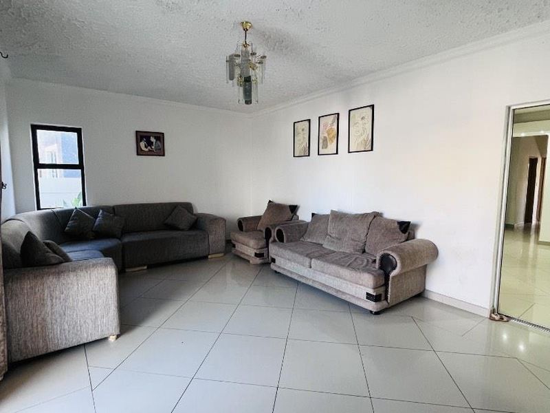 Modern 5-Bedroom Double-Storey Home For Sale in Cimbebasia | N$2,550,000 - Photo 2