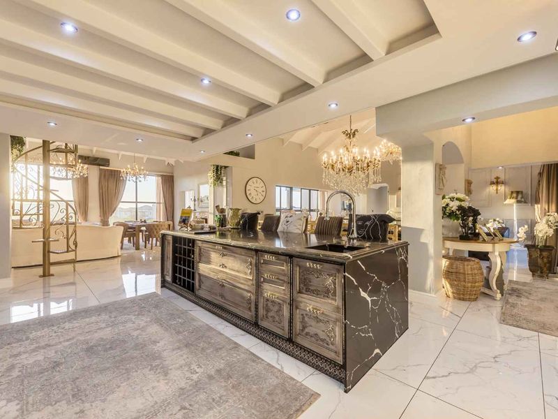 Experience sophistication and elegance - Photo 10