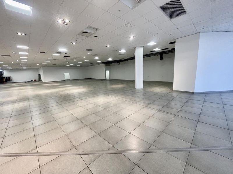 Hendra - Prime 1 025m2 Retail Space – Cornubia Mall - Photo 9