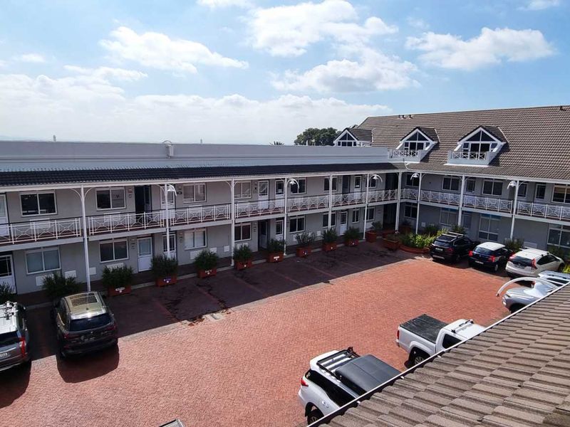 Loft Office in Neat Condition - Photo 9