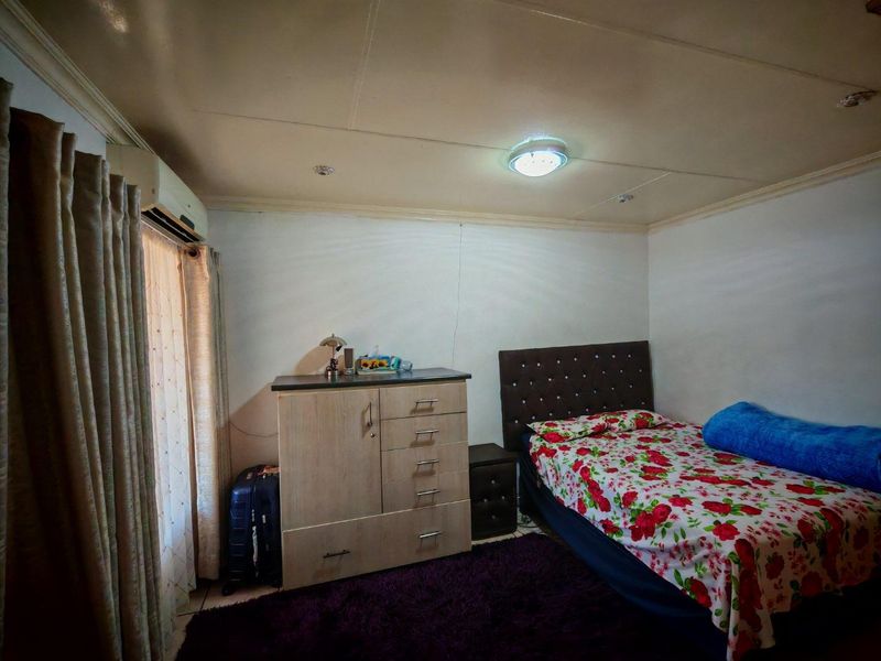 Hassle Free Home For Sale - Photo 7