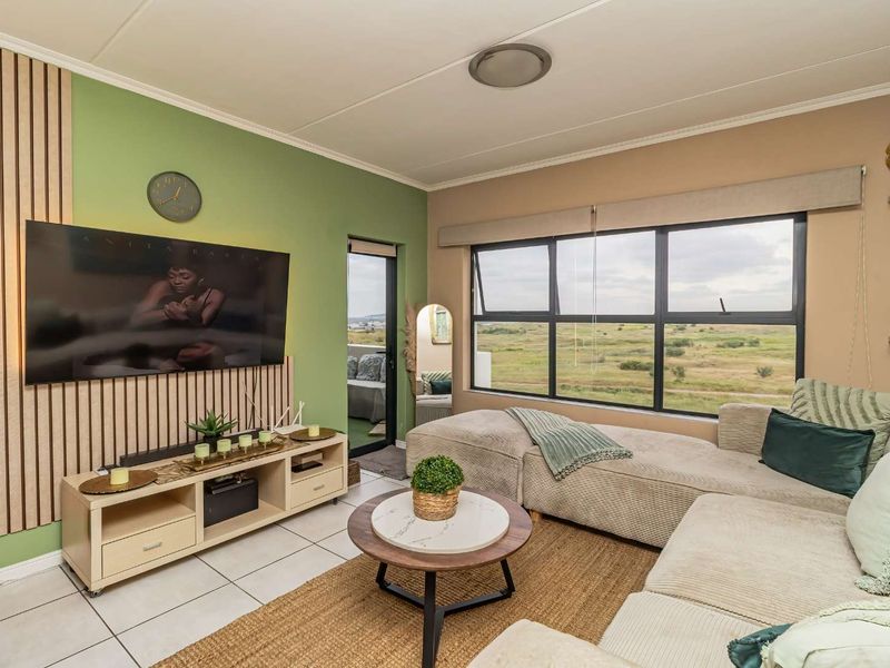 Modern 1-Bedroom Apartment with Amazing Views - Photo 4