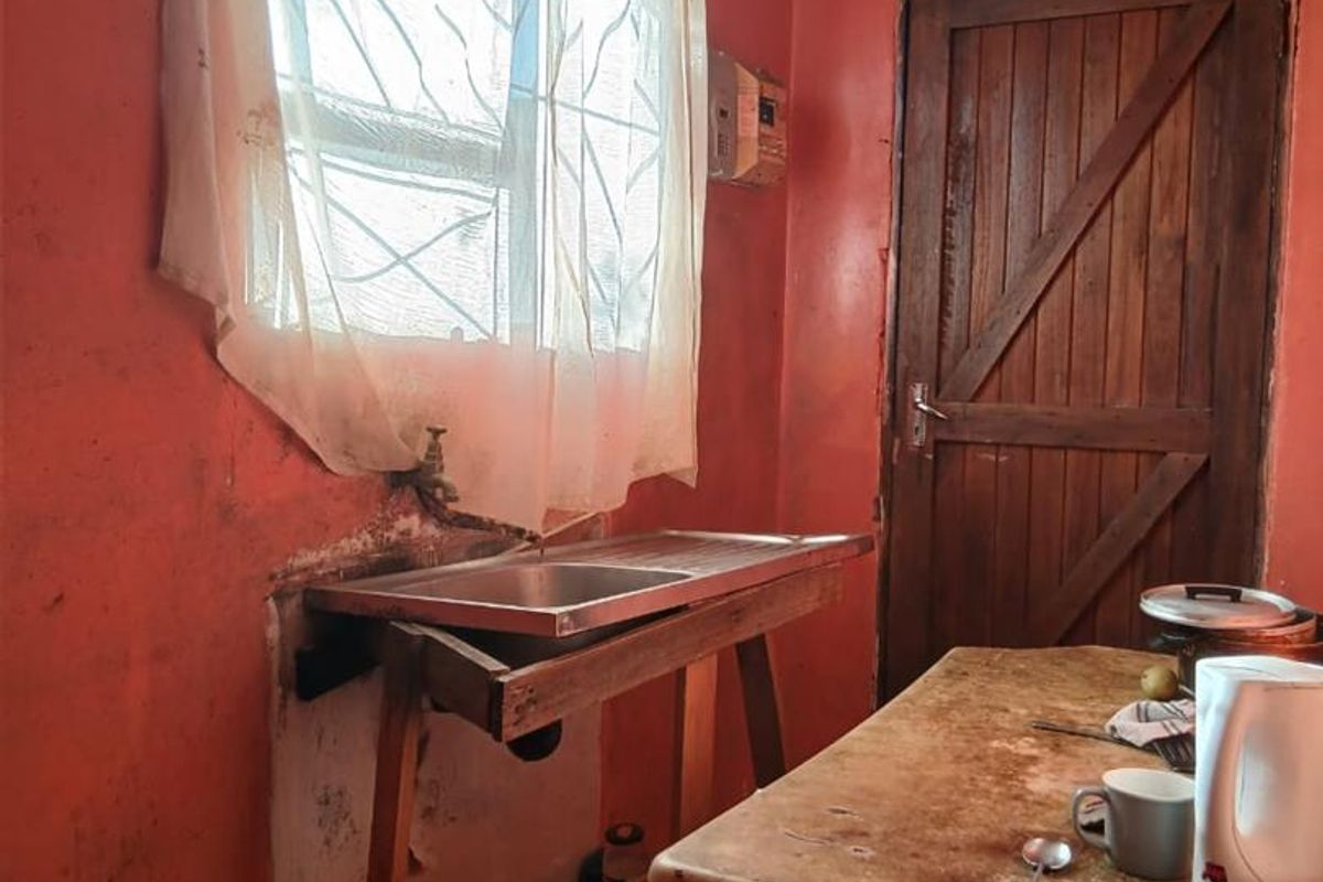 2-Bedroom House for Sale in Veeplaas - Photo 4