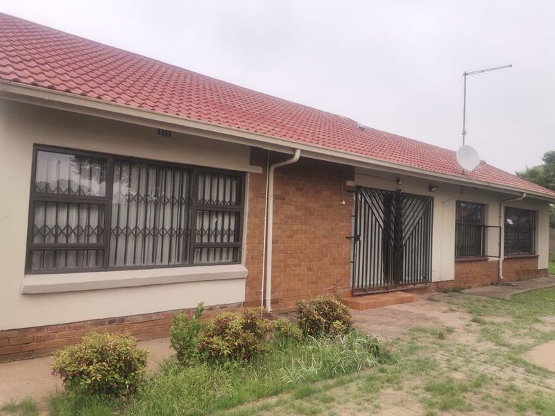 3 Bedroom House For Sale in Vanderbijlpark SE6 - Photo 9