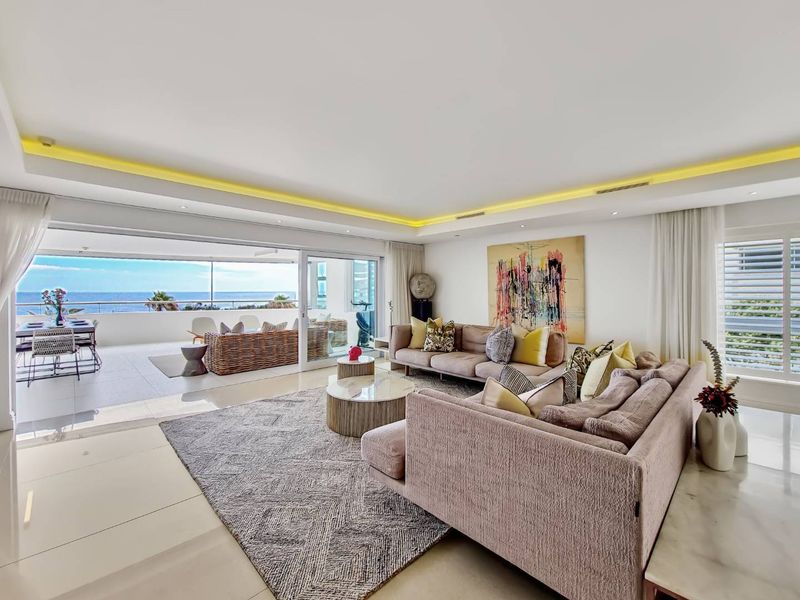 Exceptionally Spacious Breakers Apartment - Photo 4