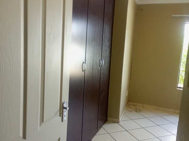 Stunning 2 bedroom 2 bathroom apartment is now for sale in Theresapark. - Photo 10