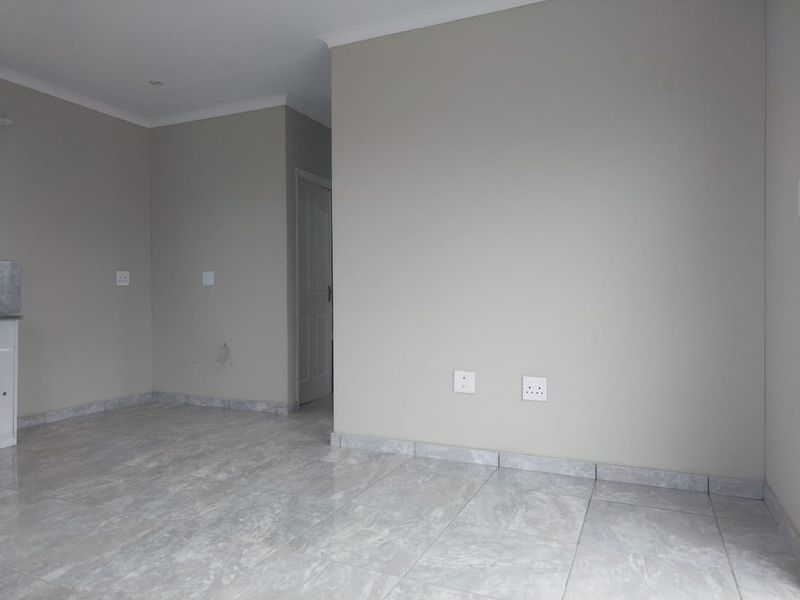 Off-Plan Homes in Selcourt, Springs - Photo 3