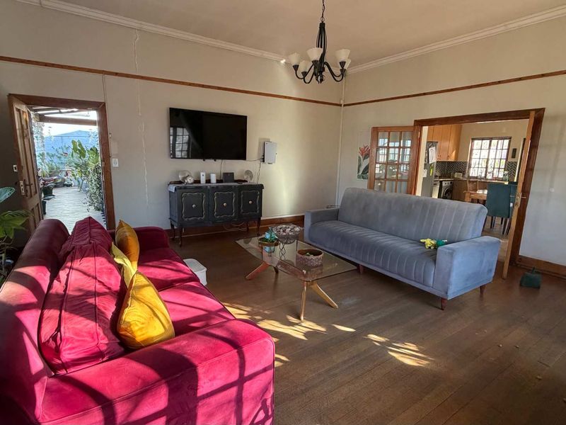 Cosy three bedroom home in Kensington - Photo 8
