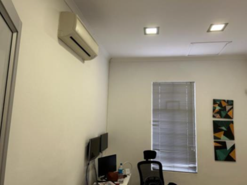 Fully rented office complex for sale - Photo 5