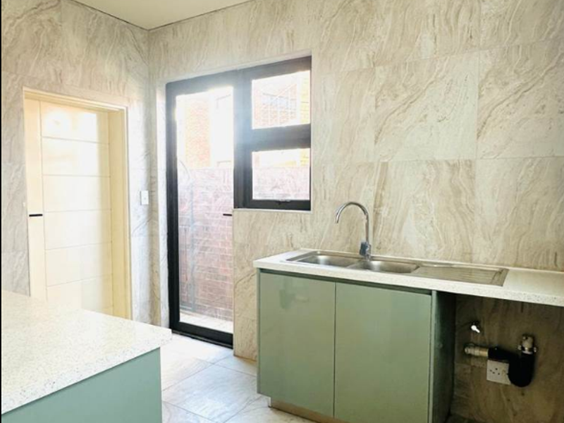 Your Dream 3-Bedroom Home in Germiston Awaits – Modern Living Meets Prime Location! - Photo 6