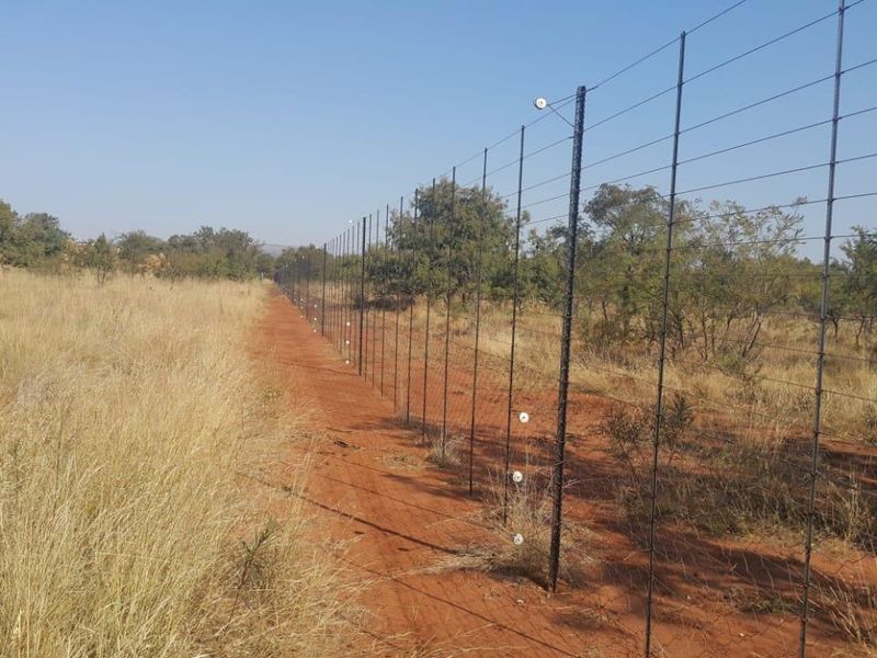 Unlock Your Prosperity: Where Passion Meets Profit on Rustenburg's Prestigious R104 Route! - Photo 5