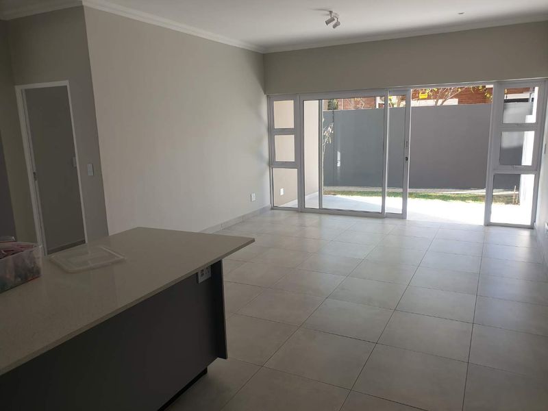 Experience Unmatched Luxury in Our New Rental Apartment Complex - Photo 7