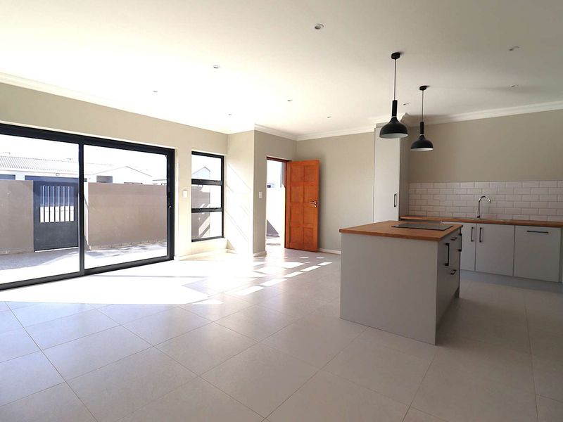 3-Bedroom Plot-and-Plan Townhouse for Sale in Swakopmund – Single-Level in a Quiet, Family Area - Photo 10