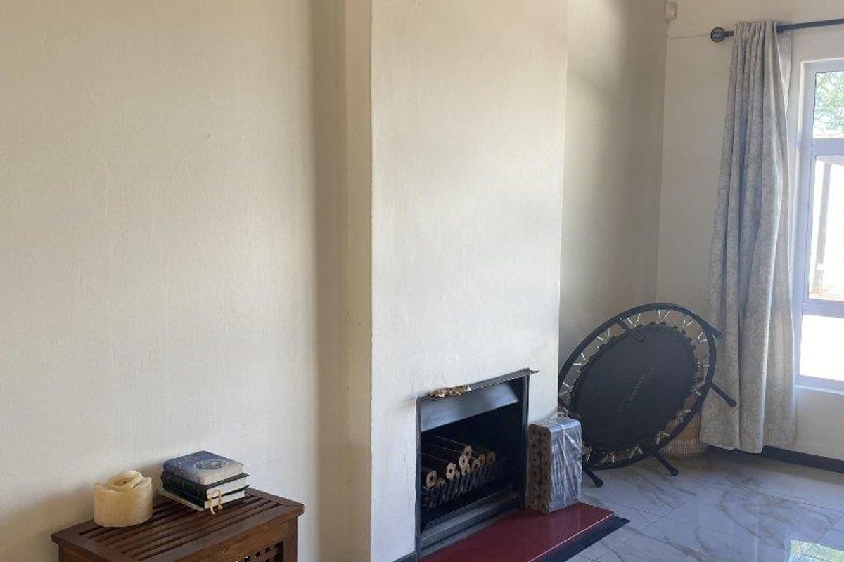 Enviable Olof Palme Street, Eros Park, Windhoek For Sale - Photo 2