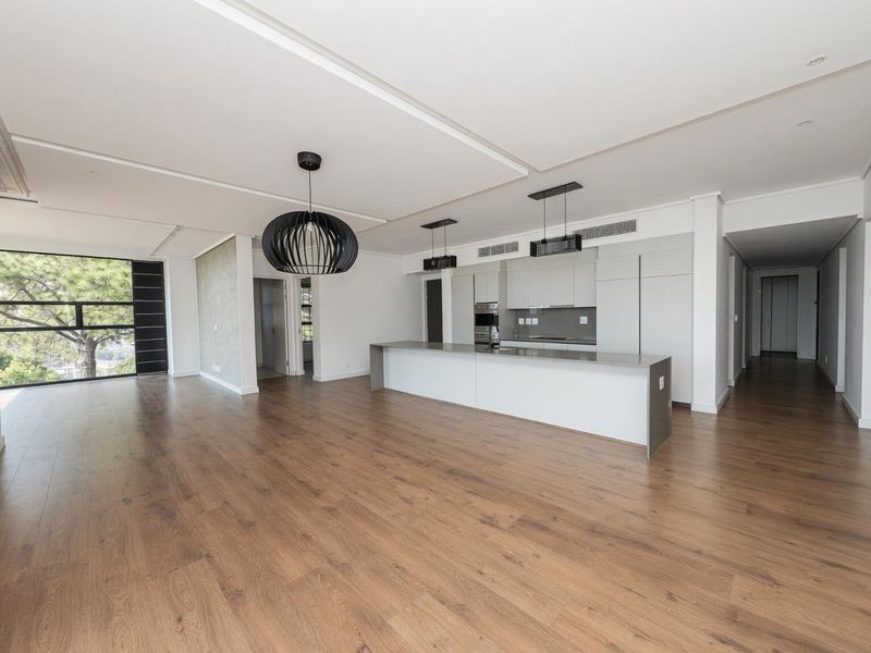 PENTHOUSE 5 BEDROOM APARTMENT FOR SALE IN BRYANSTON - Photo 4