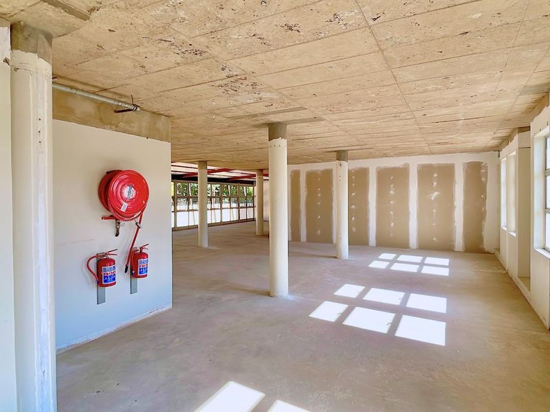 PRIME 230m2 NEWLY RENOVATED OFFICE SPACE TO LET | 379 LYNNWOOD ROAD | MENLO PARK - Photo 7