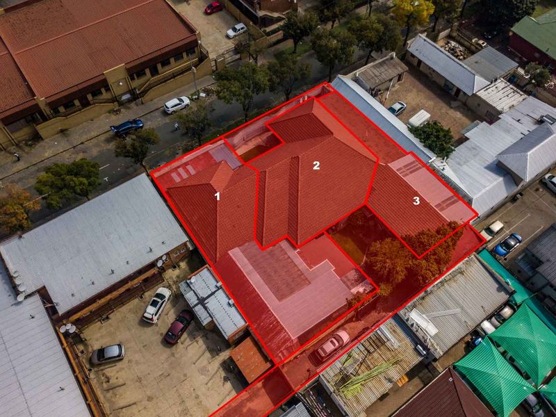 Rental investment property - 13 room compound for sale in Rosettenville - Photo 2