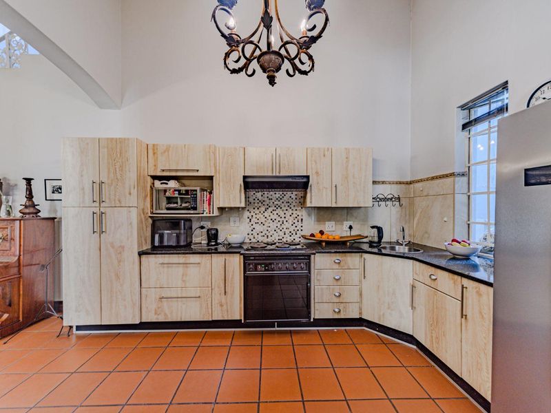 Property For Sale in Rietondale, Pretoria - Photo 10