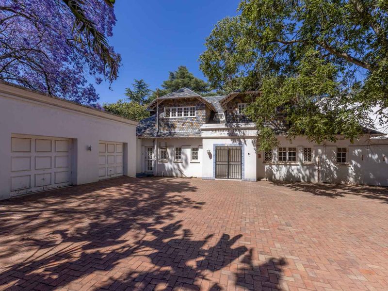 CALLING ALL DEVELOPERS - PRIME PIECE OF LAND IN THE HEART OF MELROSE - Photo 4