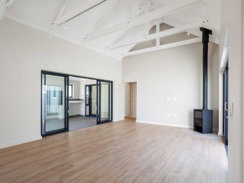 A Thoughtfully Designed Home in Val de Vie Evergreen - Photo 6