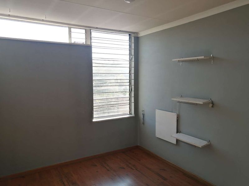 Cambray, 2 Bedroom for sale - Photo 7