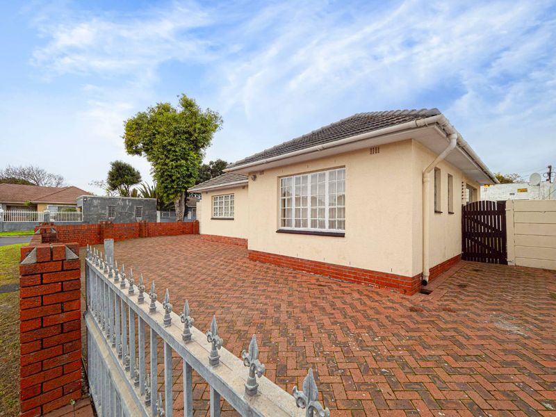 PENLYN ESTATE,4BEDS ,2 BATHS,7 CARS - Photo 4